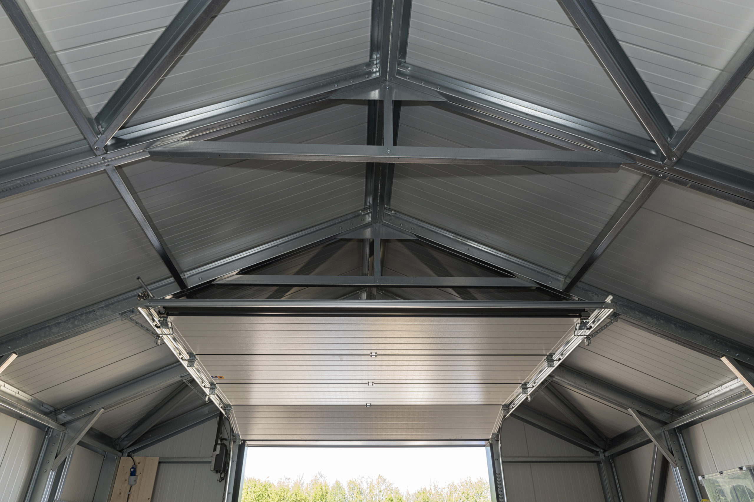Finish Building loods binnen overheaddeur
